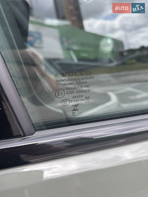 Внедорожник / Кроссовер Volvo C40 Recharge 2022 в Киеве