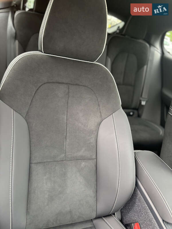 Внедорожник / Кроссовер Volvo C40 Recharge 2022 в Киеве