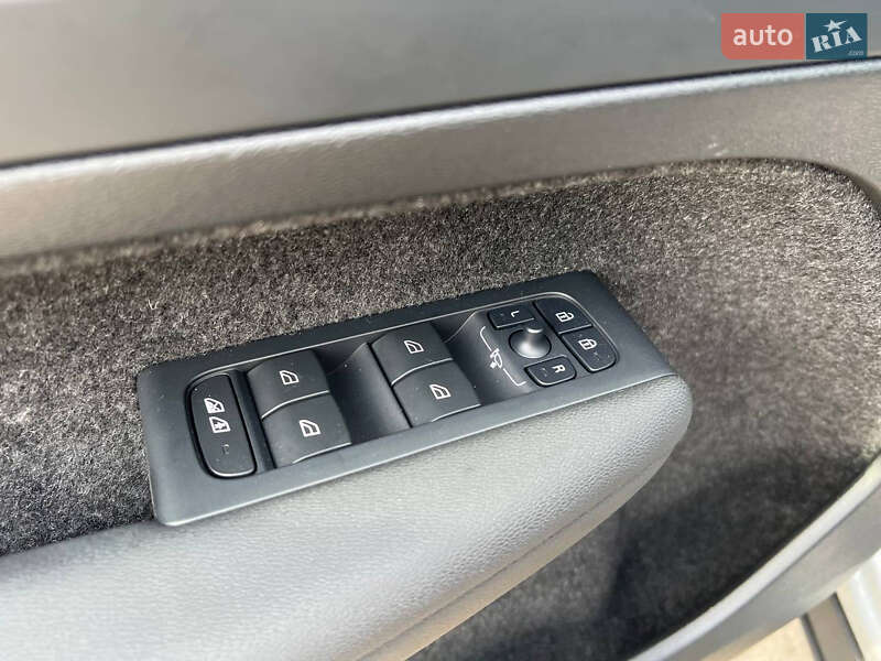 Внедорожник / Кроссовер Volvo C40 Recharge 2024 в Житомире
