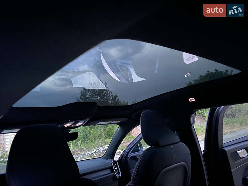 Внедорожник / Кроссовер Volvo C40 Recharge 2023 в Ивано-Франковске