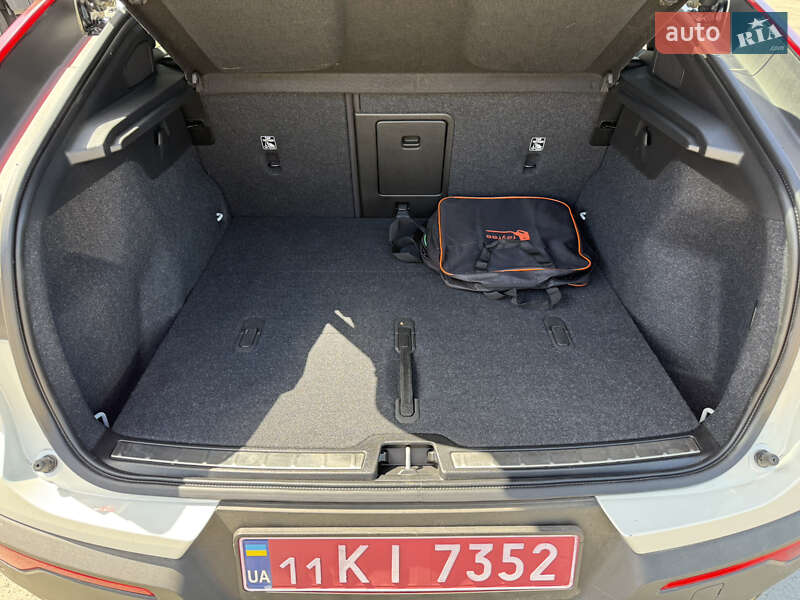 Позашляховик / Кросовер Volvo C40 Recharge 2023 в Сумах