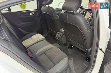 Внедорожник / Кроссовер Volvo C40 Recharge 2023 в 