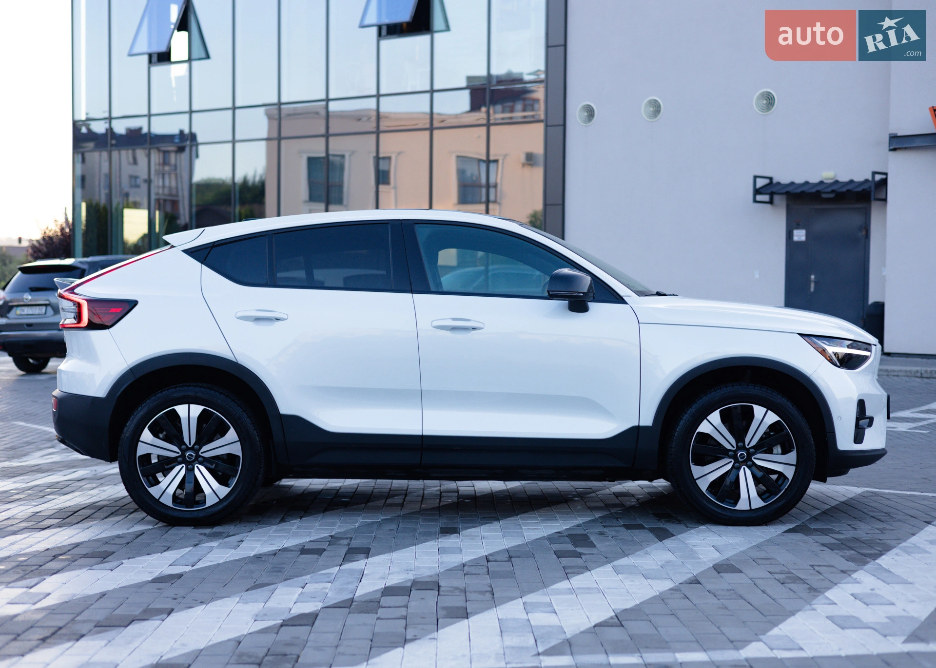 2023 Volvo C40 - мініатюра 5