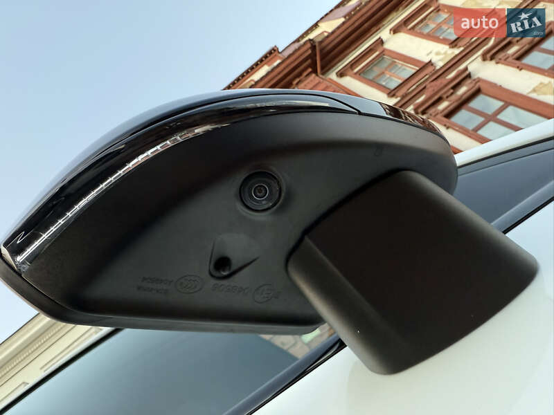 Внедорожник / Кроссовер Volvo C40 Recharge 2022 в Одессе