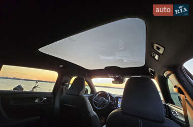 Внедорожник / Кроссовер Volvo C40 Recharge 2023 в 