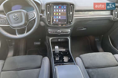 Внедорожник / Кроссовер Volvo C40 Recharge 2022 в 