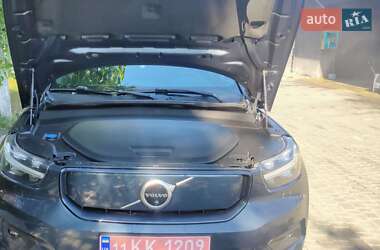 Внедорожник / Кроссовер Volvo C40 Recharge 2021 в 