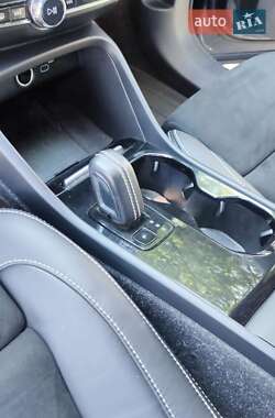 Внедорожник / Кроссовер Volvo C40 Recharge 2021 в 