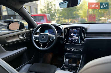 Внедорожник / Кроссовер Volvo C40 Recharge 2023 в 