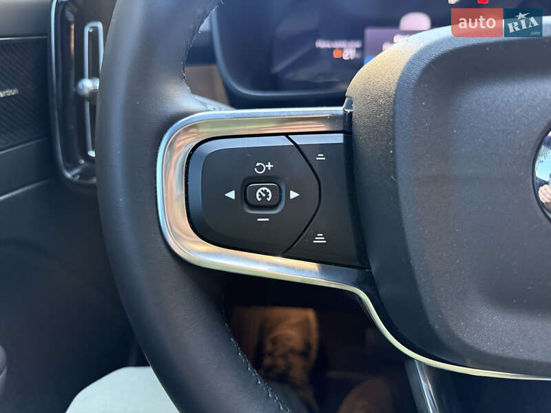 Позашляховик / Кросовер Volvo C40 Recharge 2023 в Києві