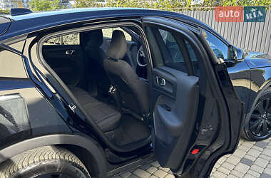 Внедорожник / Кроссовер Volvo C40 Recharge 2022 в 