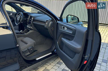 Внедорожник / Кроссовер Volvo C40 Recharge 2022 в 