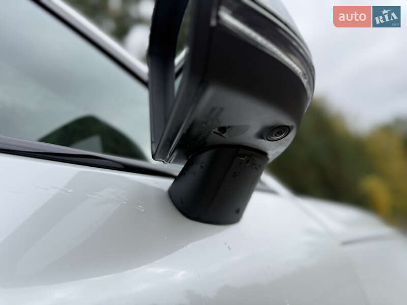 Внедорожник / Кроссовер Volvo C40 Recharge 2022 в Ровно