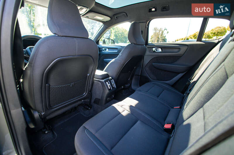 Позашляховик / Кросовер Volvo C40 Recharge 2022 в Львові фото 27 Позашляховик / Кросовер Volvo C40 Recharge 2022 в Львові