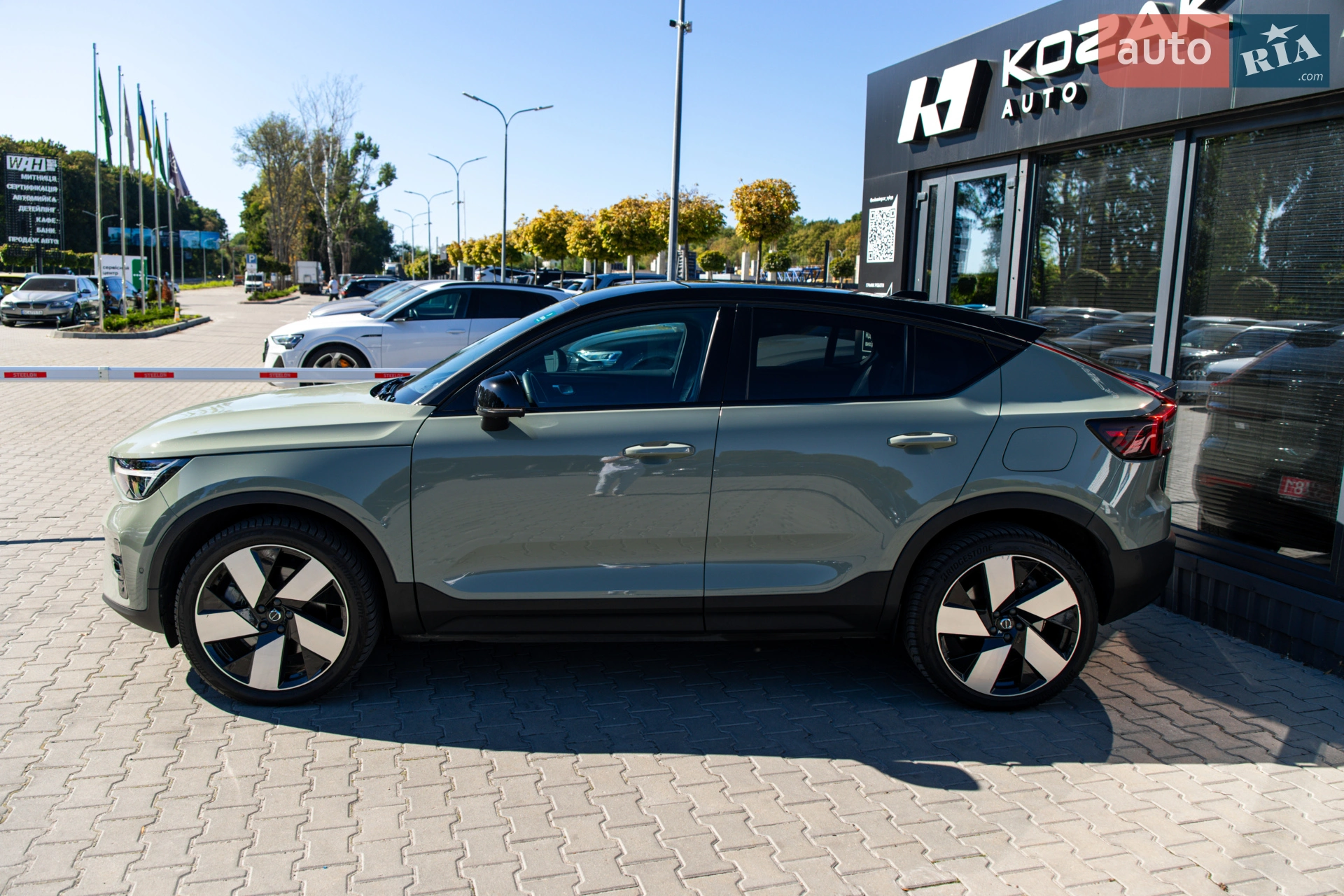 2022 Volvo C40 - мініатюра 38