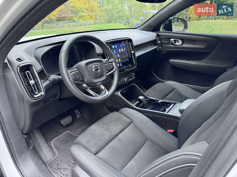 Позашляховик / Кросовер Volvo C40 Recharge 2022 в Києві фото 10 Позашляховик / Кросовер Volvo C40 Recharge 2022 в Києві