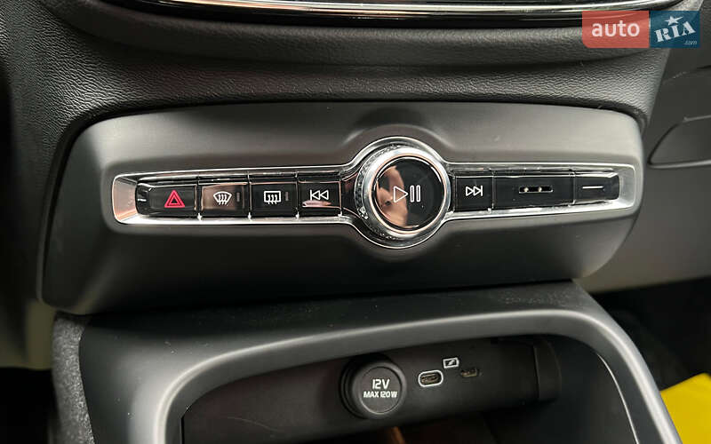 Внедорожник / Кроссовер Volvo C40 Recharge 2023 в Львове фото 16 Внедорожник / Кроссовер Volvo C40 Recharge 2023 в Львове