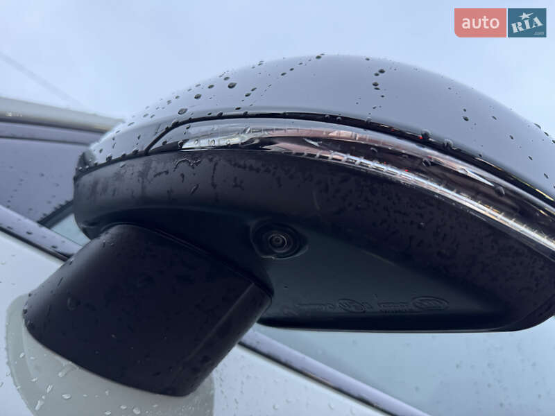 Внедорожник / Кроссовер Volvo C40 Recharge 2023 в Ровно