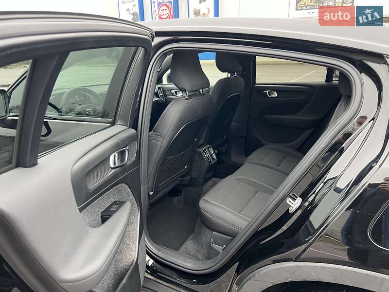 Внедорожник / Кроссовер Volvo C40 Recharge 2022 в Ковеле