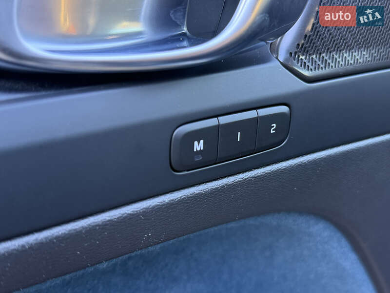 Внедорожник / Кроссовер Volvo C40 Recharge 2022 в Киеве