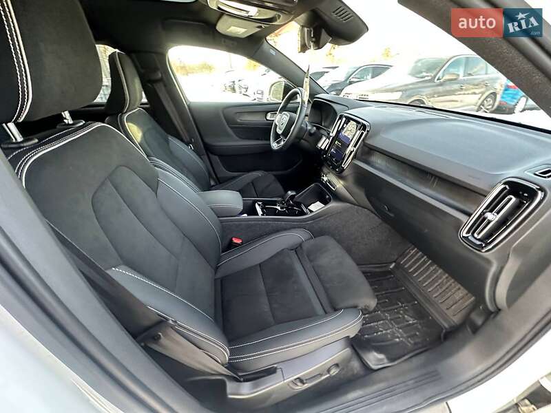 Позашляховик / Кросовер Volvo C40 Recharge 2023 в Львові