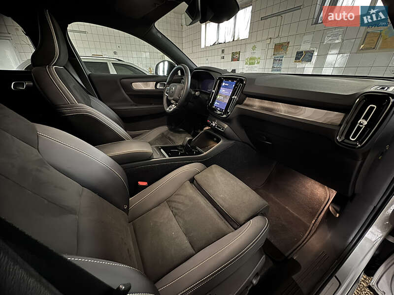 Внедорожник / Кроссовер Volvo C40 Recharge 2022 в Виннице фото 12 Внедорожник / Кроссовер Volvo C40 Recharge 2022 в Виннице