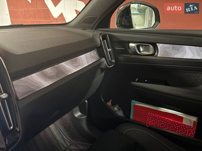 Внедорожник / Кроссовер Volvo C40 Recharge 2023 в Киеве фото 16 Внедорожник / Кроссовер Volvo C40 Recharge 2023 в Киеве