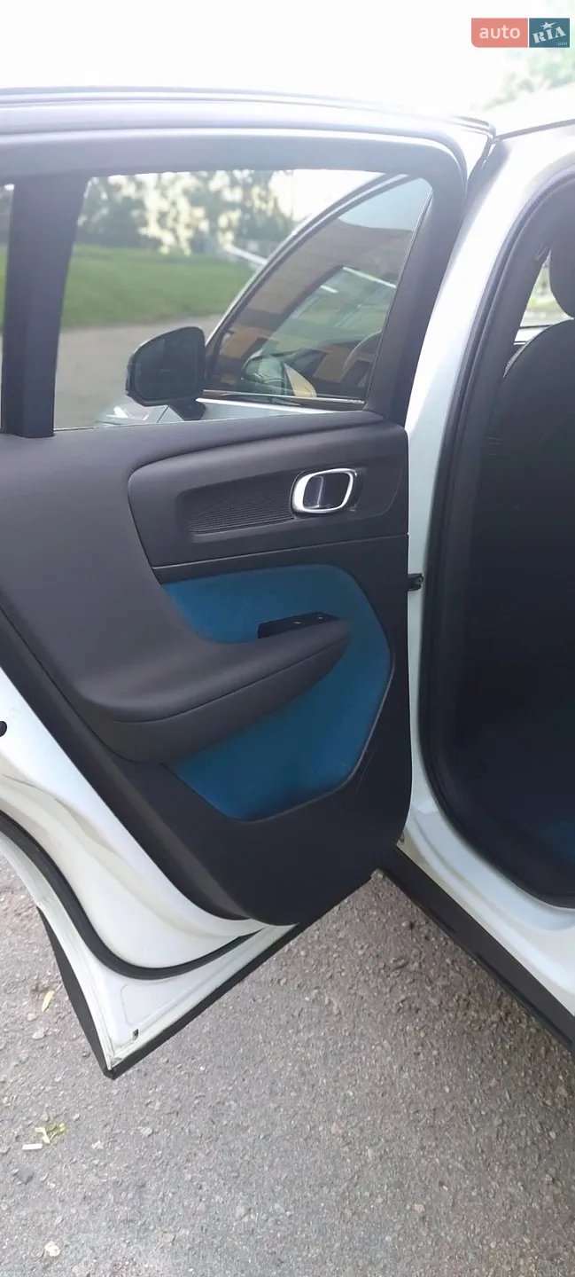 2022 Volvo C40 - мініатюра 9