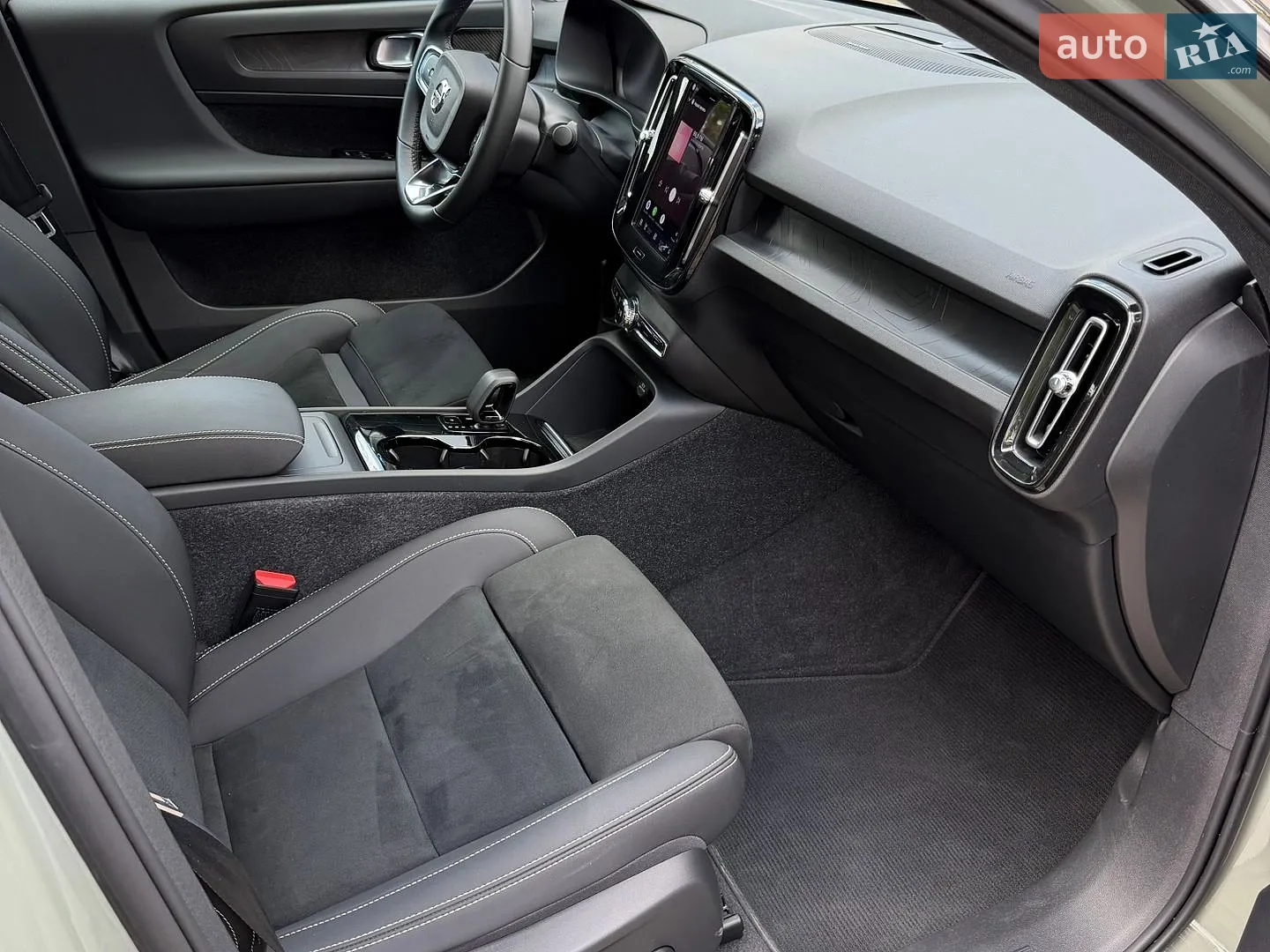 2022 Volvo C40 - мініатюра 22