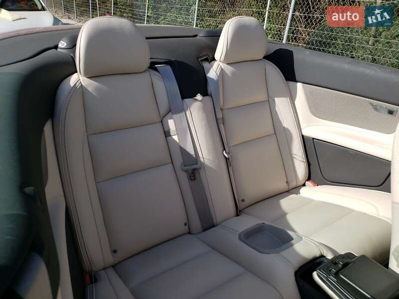 Кабриолет Volvo C70 2012 в Львове