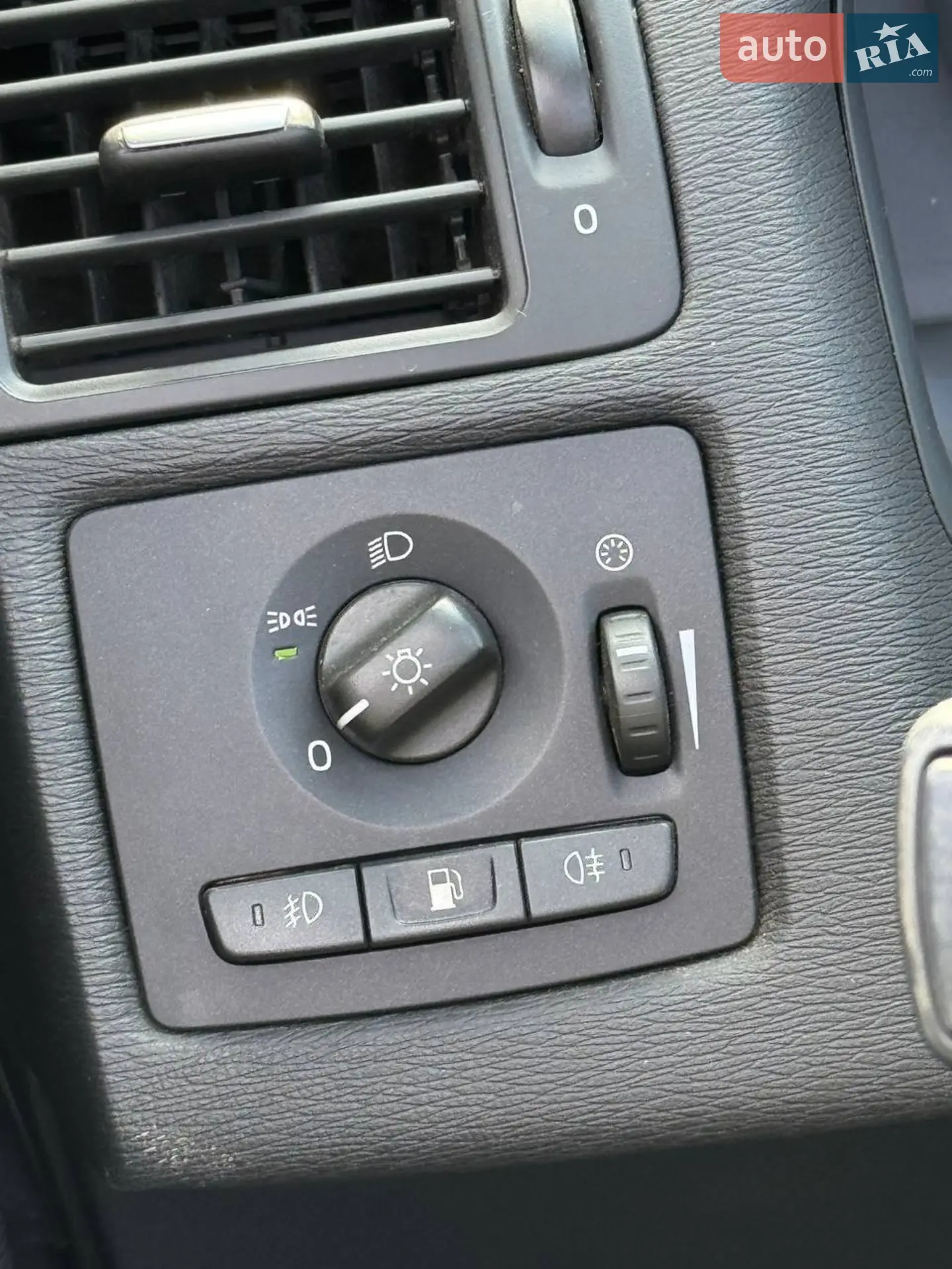 2010 Volvo C70 - мініатюра 11