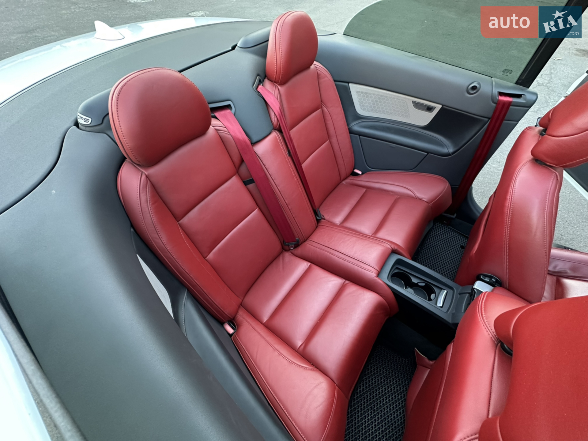 2010 Volvo C70 - мініатюра 37