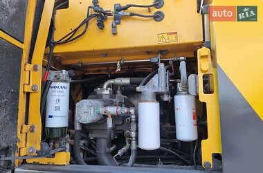 Колесный экскаватор Volvo EC 140D 2014 в 