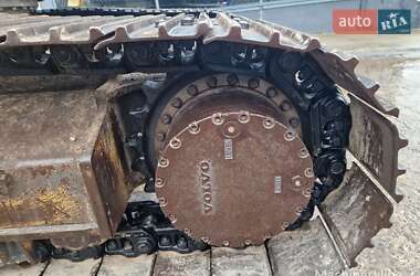 Гусеничный экскаватор Volvo EC 180B LC 2012 в 