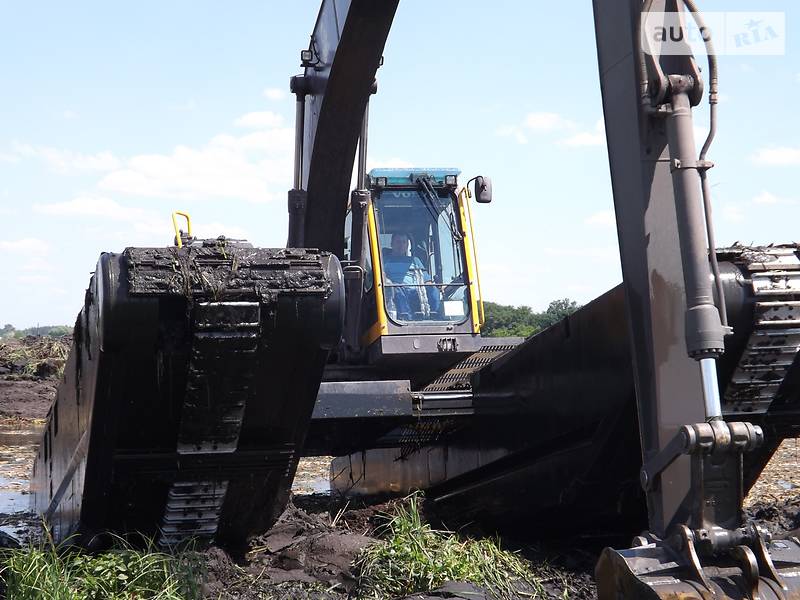 Екскаватор Volvo EC 210 BLR 2013 в Києві