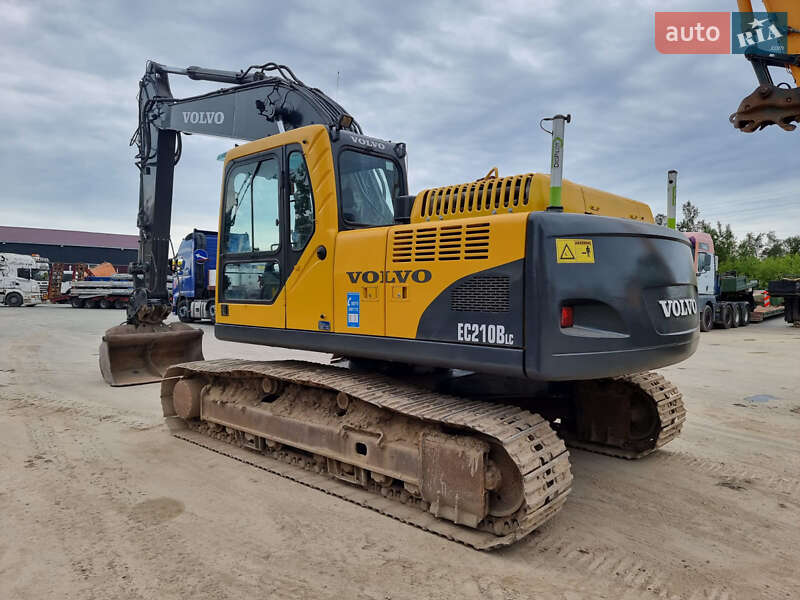 Гусеничный экскаватор Volvo EC 210B LC 2007 в 