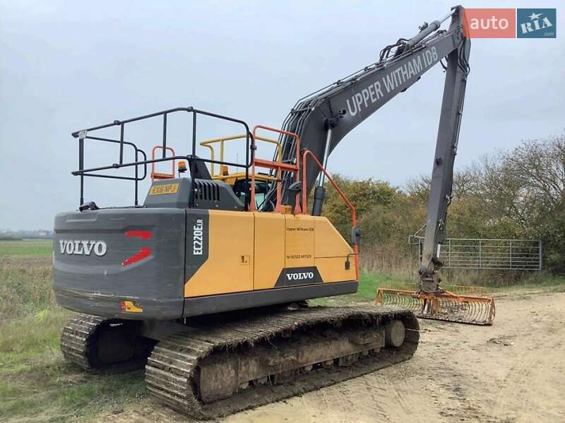 Гусеничный экскаватор Volvo EC 220D 2016 в Киеве фото 3 Гусеничный экскаватор Volvo EC 220D 2016 в Киеве