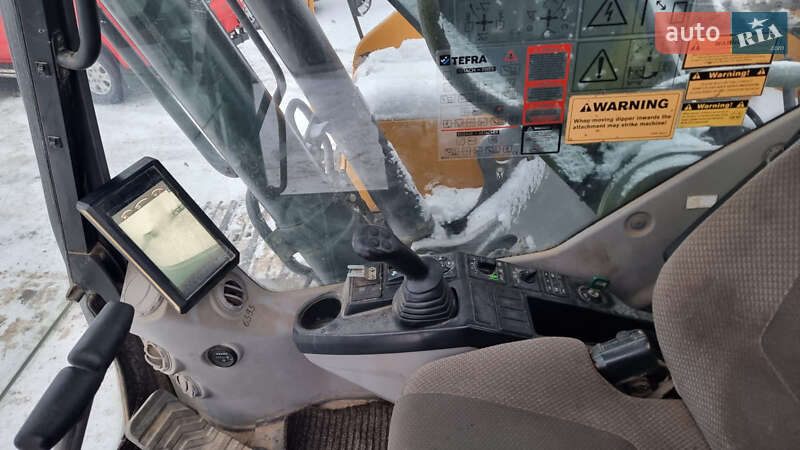 Гусеничний екскаватор Volvo EC 220D 2016 в Одесі