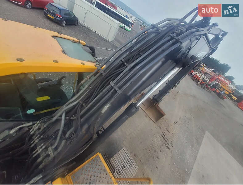 Гусеничний екскаватор Volvo EC 220DL 2014 в Бродах