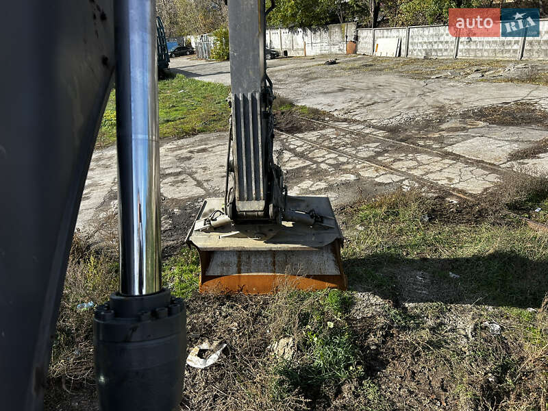 Гусеничний екскаватор Volvo EC 220DL 2018 в Києві фото 36 Гусеничний екскаватор Volvo EC 220DL 2018 в Києві