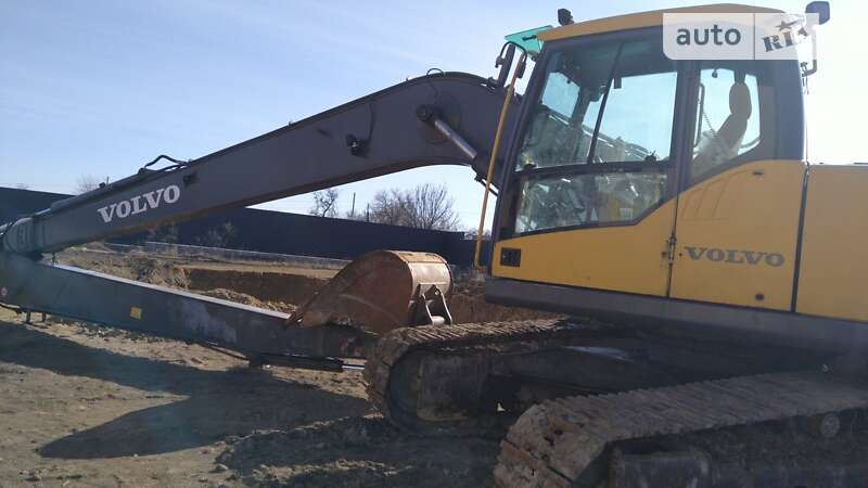 Гусеничный экскаватор Volvo EC 240CL 2008 в Днепре