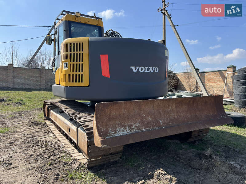Гусеничний екскаватор Volvo EC 240CL 2008 в Луцьку