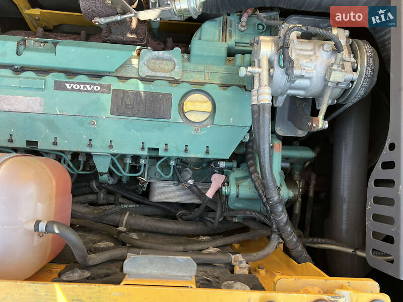 Гусеничний екскаватор Volvo EC 240CL 2008 в Луцьку