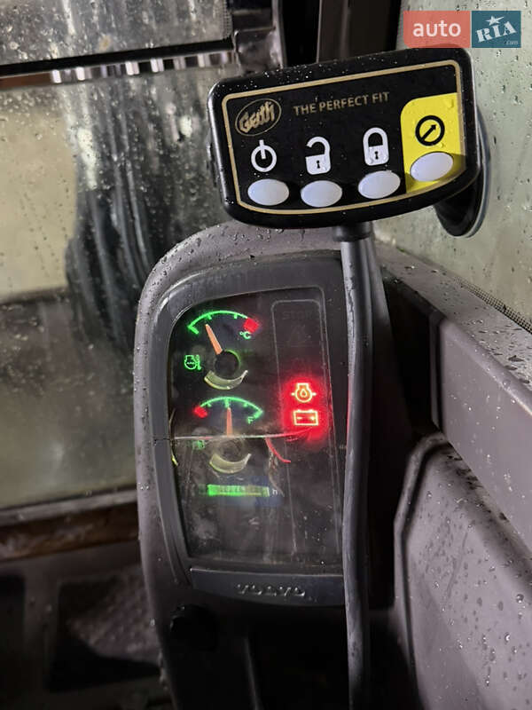 Миниэкскаватор Volvo EC 27C 2015 в Бродах