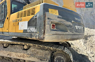 Гусеничный экскаватор Volvo EC 290B LC 2002 в 