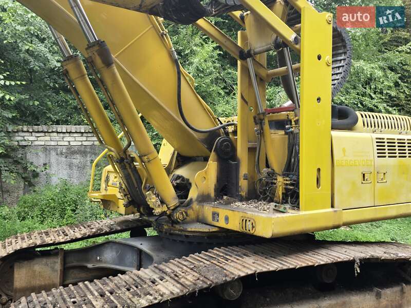 Гусеничный экскаватор Volvo EC 290B LC 2005 в Киеве