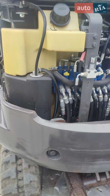 Миниэкскаватор Volvo EC 35 2014 в Ужгороде фото 6 Миниэкскаватор Volvo EC 35 2014 в Ужгороде