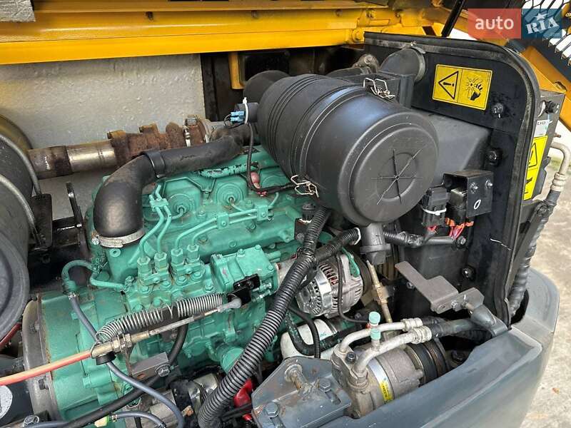Гусеничный экскаватор Volvo EC 55D 2017 в Ровно