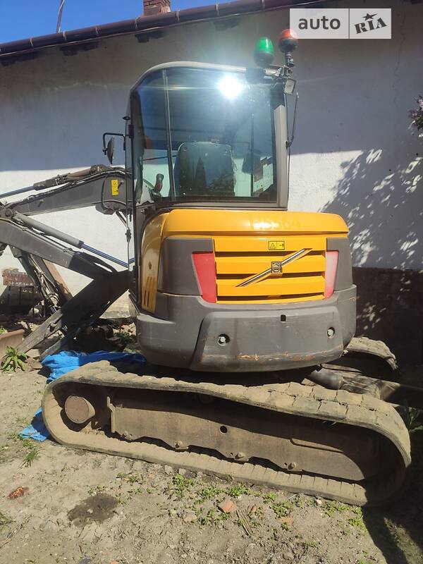 Гусеничний екскаватор Volvo ECR 48C 2013 в Коломиї