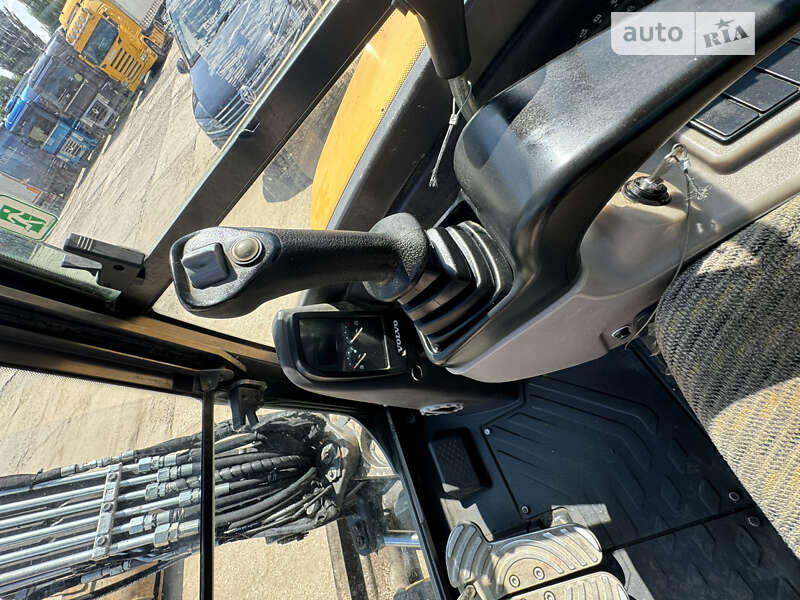 Миниэкскаватор Volvo ECR 50D 2015 в Луцке
